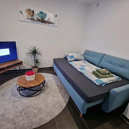 Exklusive Ferienwohnung In Lingen Holthausen 2Zim, 2Badez,Kueche,Balkon,Waschmaschine Esterno foto