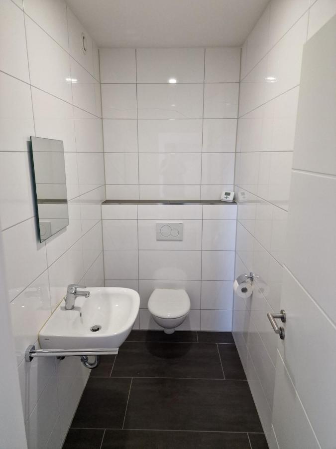 Exklusive Ferienwohnung In Lingen Holthausen 2Zim, 2Badez,Kueche,Balkon,Waschmaschine Esterno foto
