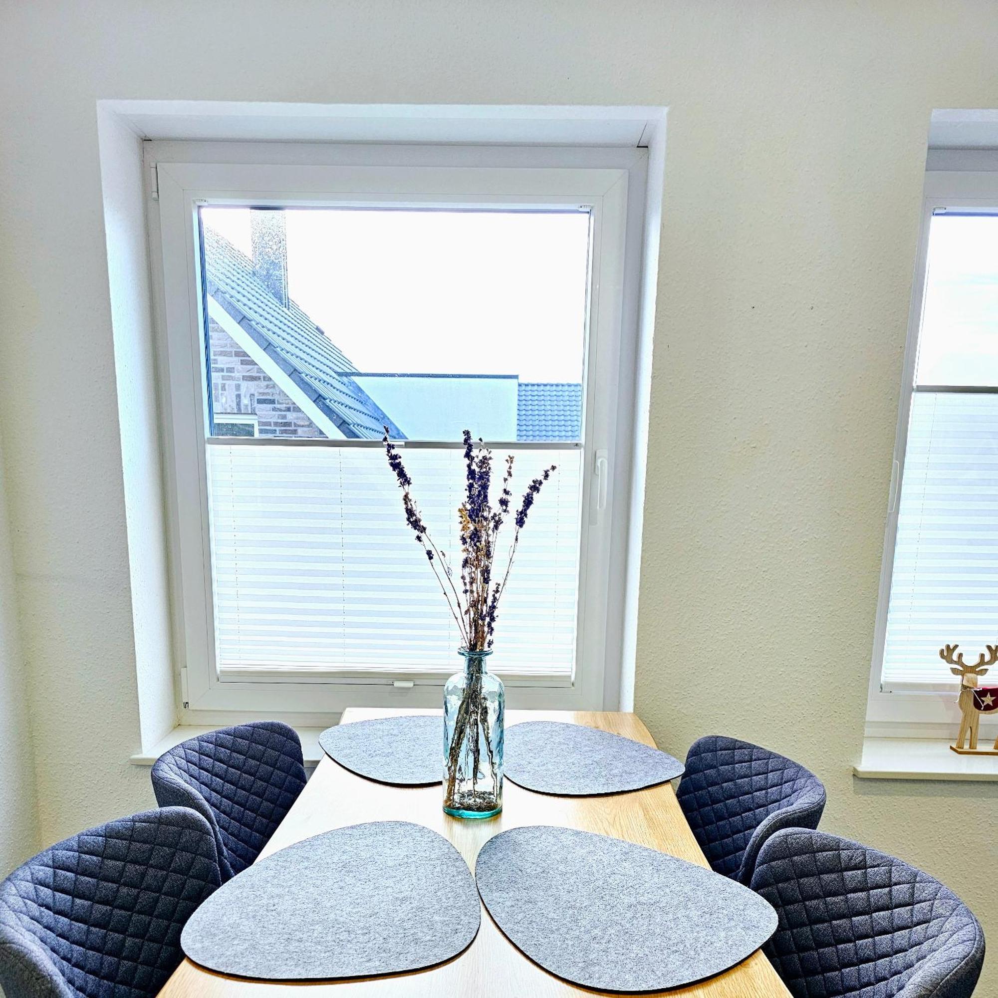 Exklusive Ferienwohnung In Lingen Holthausen 2Zim, 2Badez,Kueche,Balkon,Waschmaschine Esterno foto