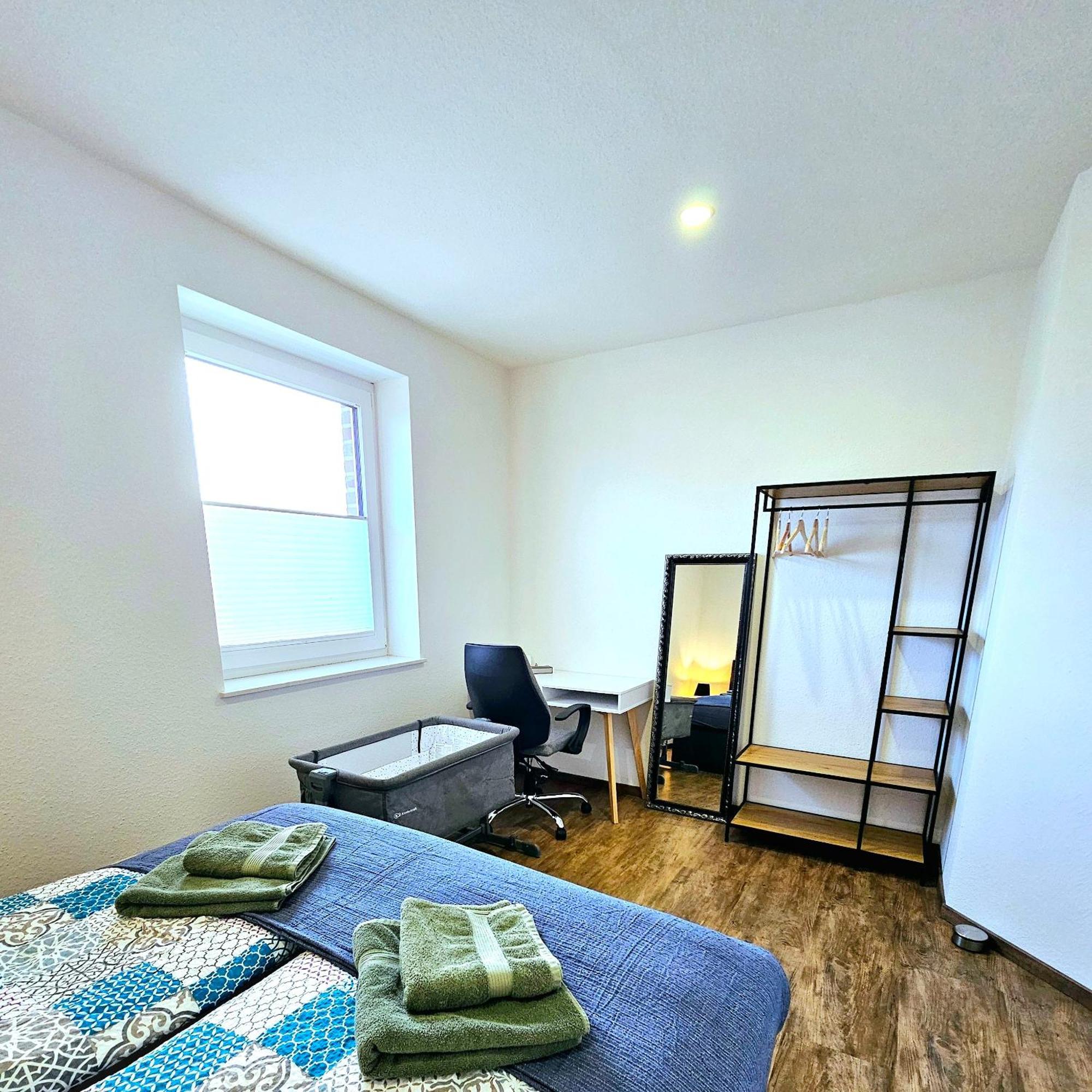 Exklusive Ferienwohnung In Lingen Holthausen 2Zim, 2Badez,Kueche,Balkon,Waschmaschine Esterno foto